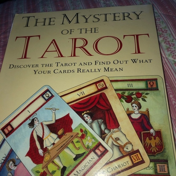 Other - The Mystery of the Tarot Book
